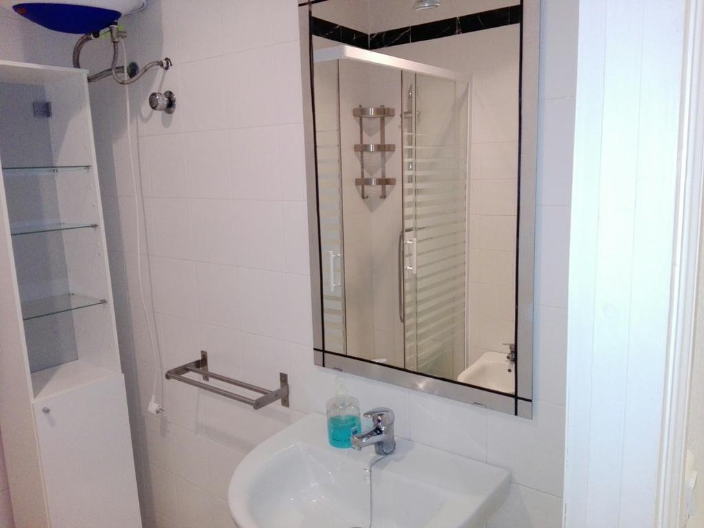 Centrico Apartamento Con Patio Privado Sevilha Exterior foto