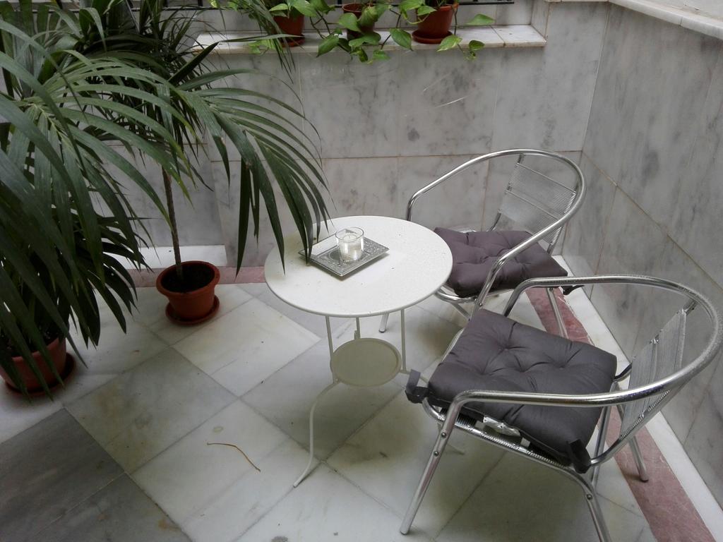 Centrico Apartamento Con Patio Privado Sevilha Exterior foto