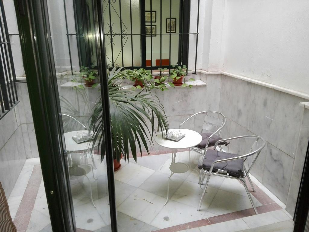 Centrico Apartamento Con Patio Privado Sevilha Exterior foto